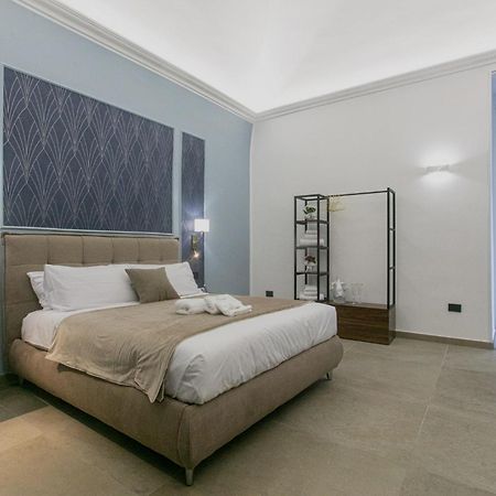 Pignasecca Domus Hotel Napoli Bagian luar foto