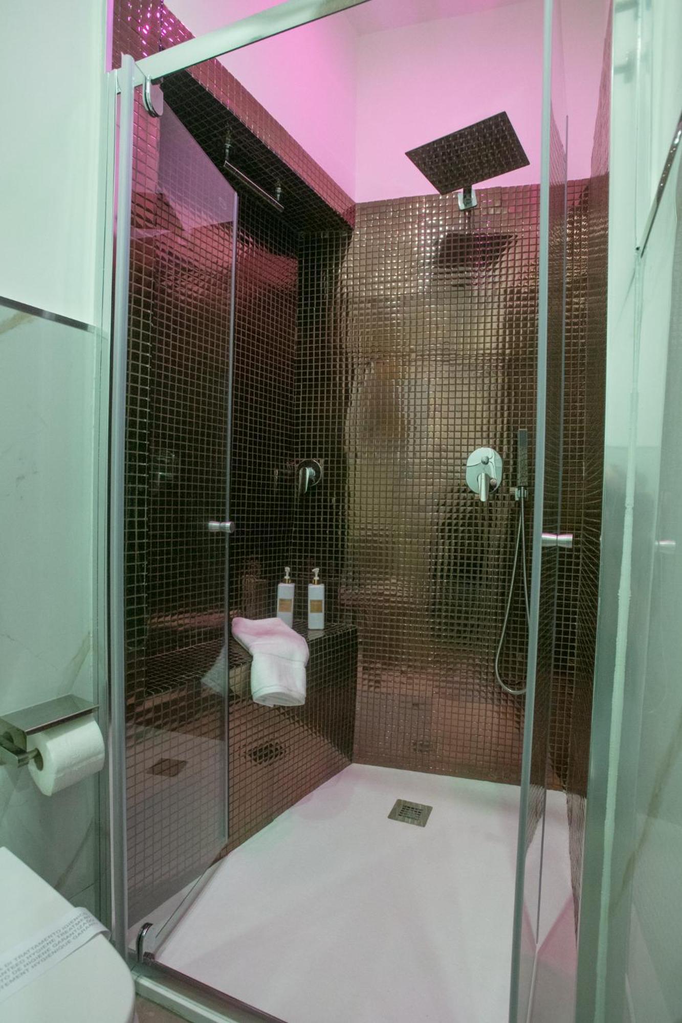 Pignasecca Domus Hotel Napoli Bagian luar foto